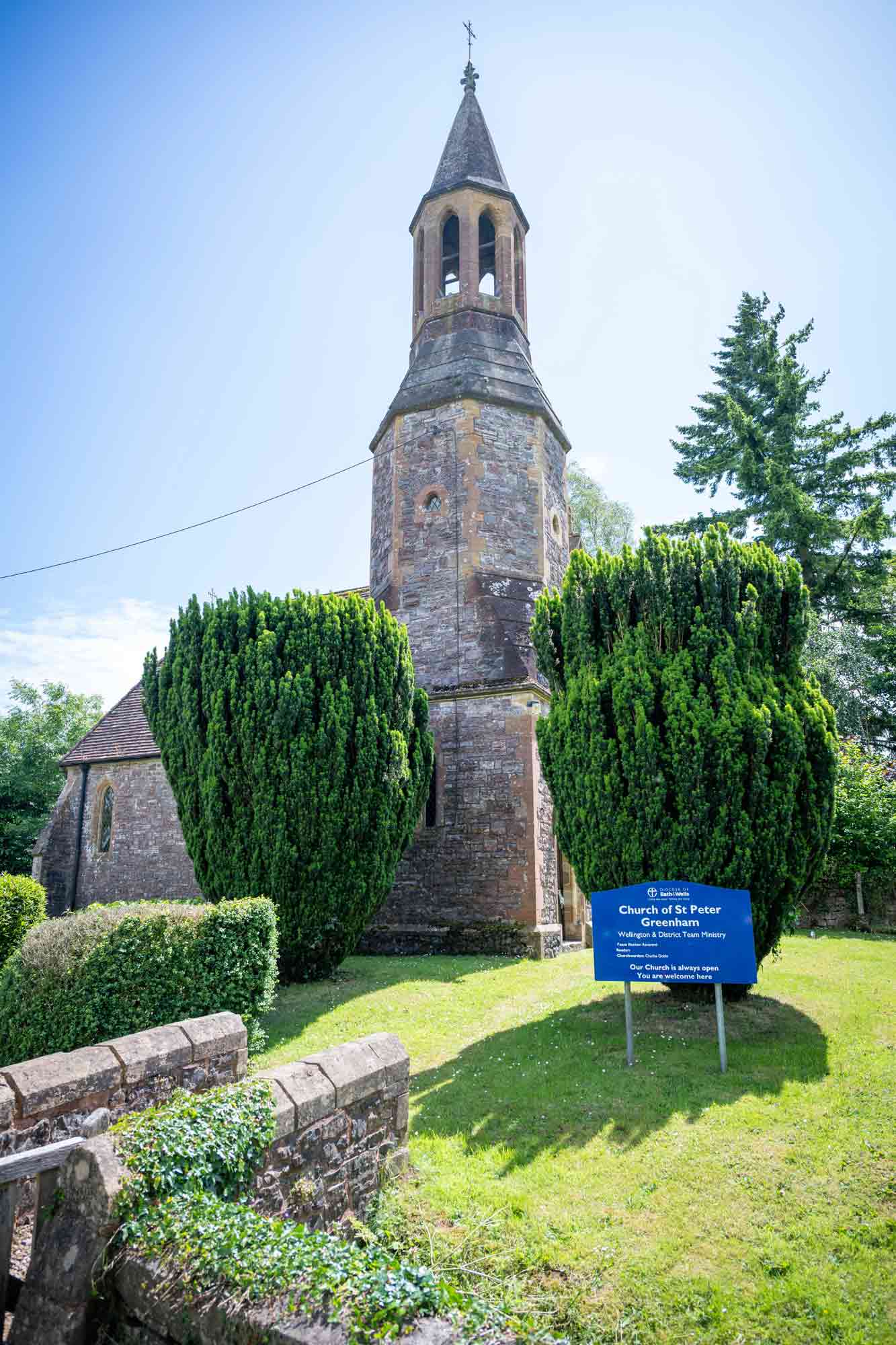 A Rustic Wedding in Devon: Steve and Jo's Special Day